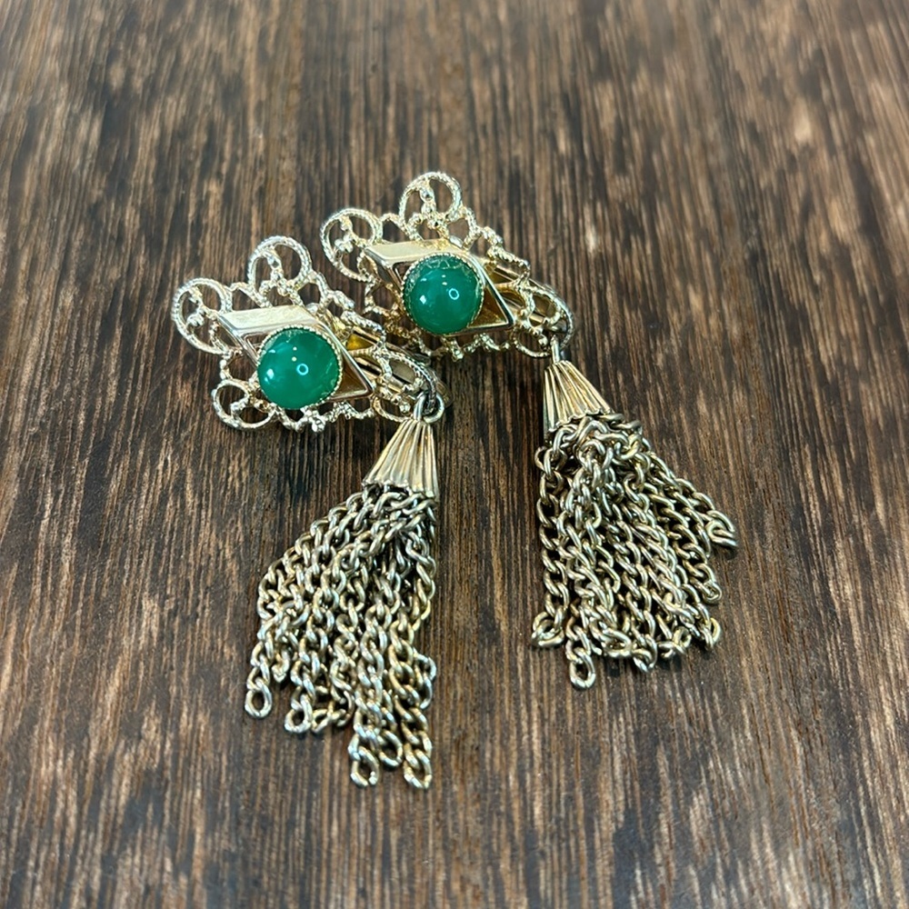 Vintage Sarah Coventry Gold Dangle Clip Earrings